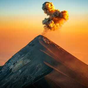 Guatemala Sagrada - 9 días 8 noches entre Piramides, Lagos y Volcanes